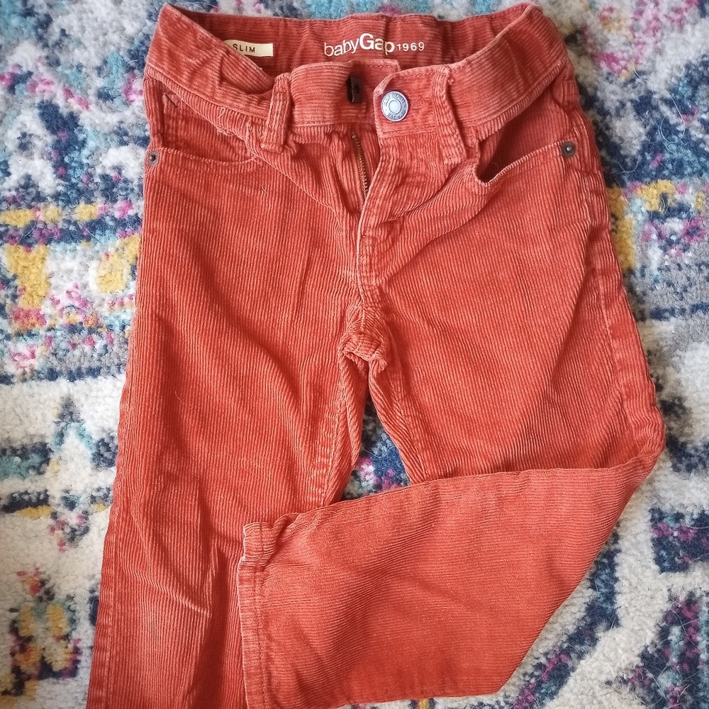 GAP boys slim cords in orange